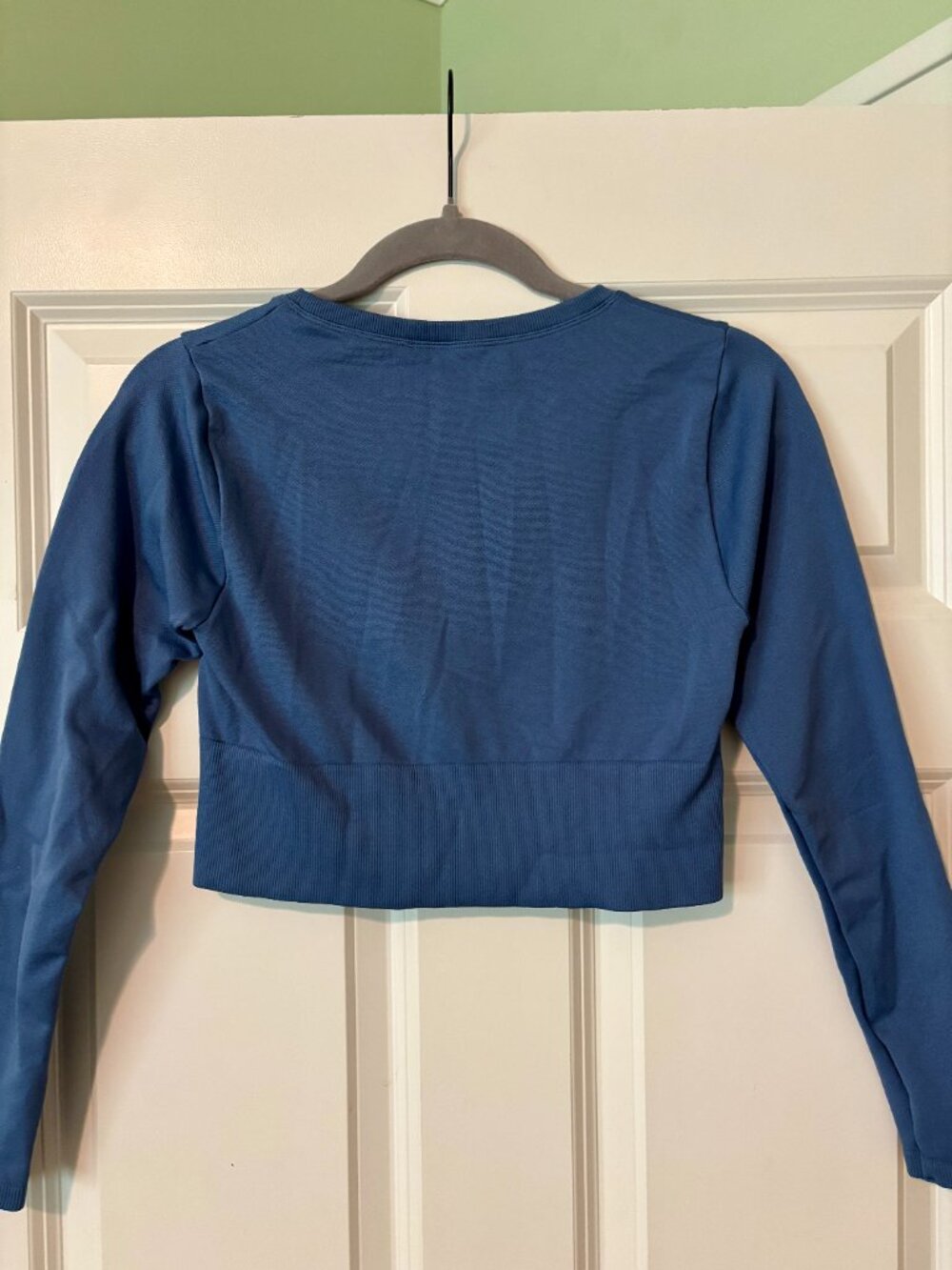 OFFLINE By Aerie Sidewalk Seamless Long Sleeve Cropped T-Shirt Blue • Size S - Picture 3 of 5